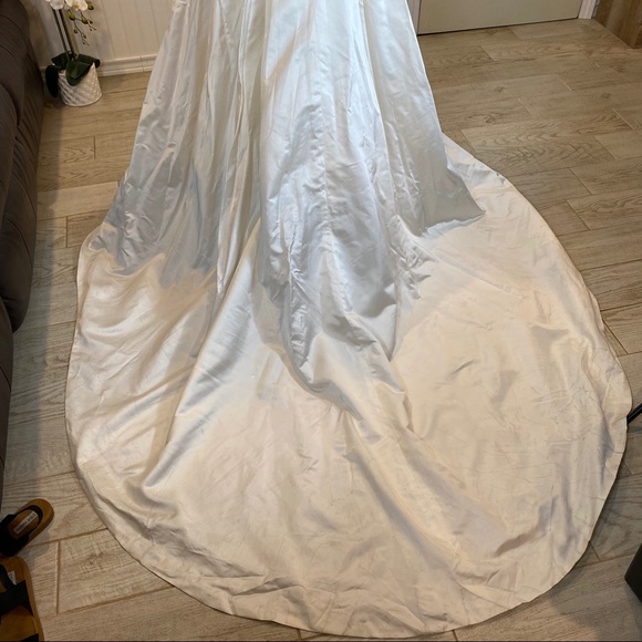 Enzoani Constanina “Bonnie” Bridal Gown Silk Dupioni Strapless Beaded A-Line - Picture 10 of 12